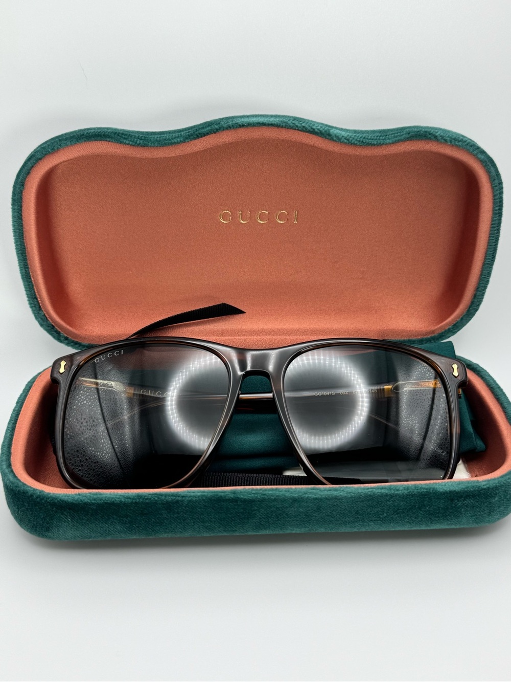Gucci GG1041S 002 Sunglasses Tortoise Grey Lens 57mm Unisex w/ Case & Cloth